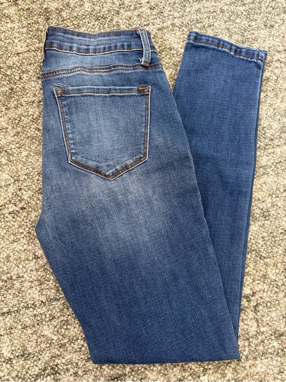 KanCan Women's Skinny Jeans in Medium Blue Wash